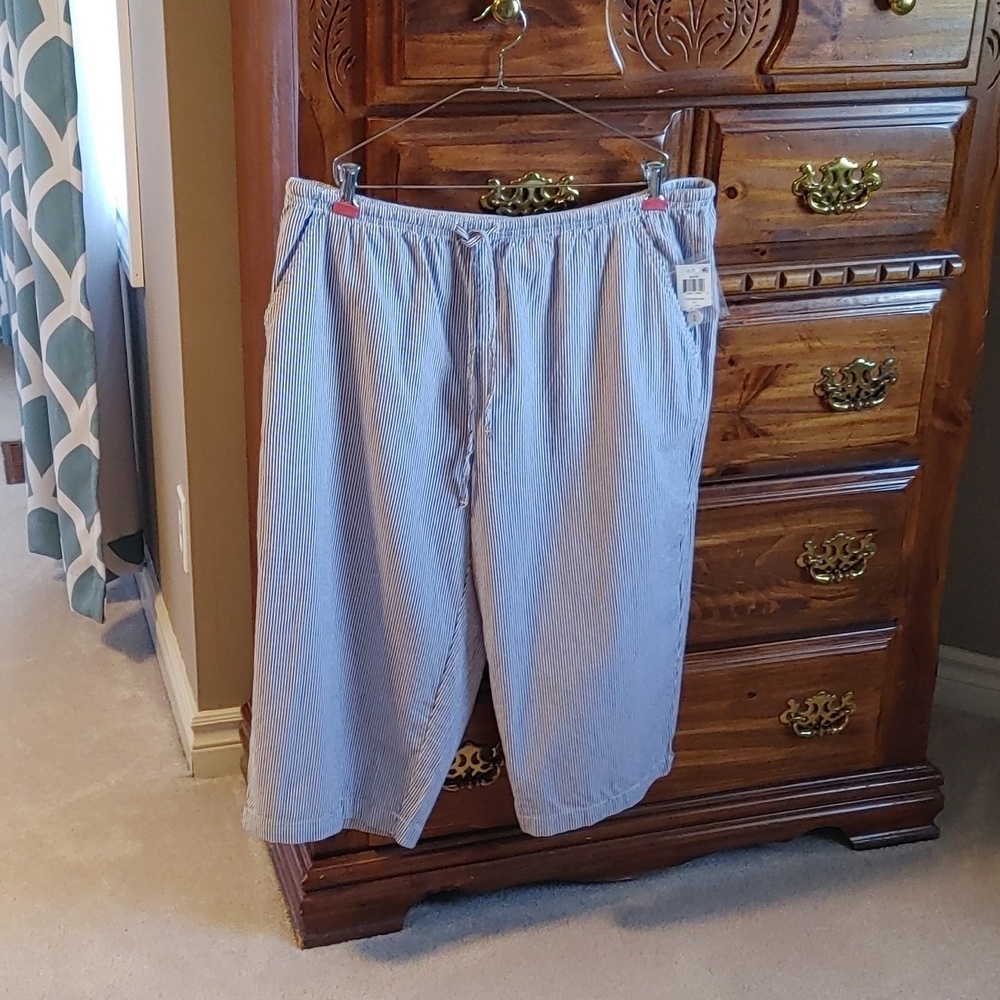 💜NWT Karen Scott Striped Cotton Capris
